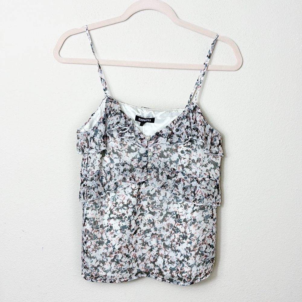 NWT Express Ruffle Tank Top with Pearl Button Details size XS